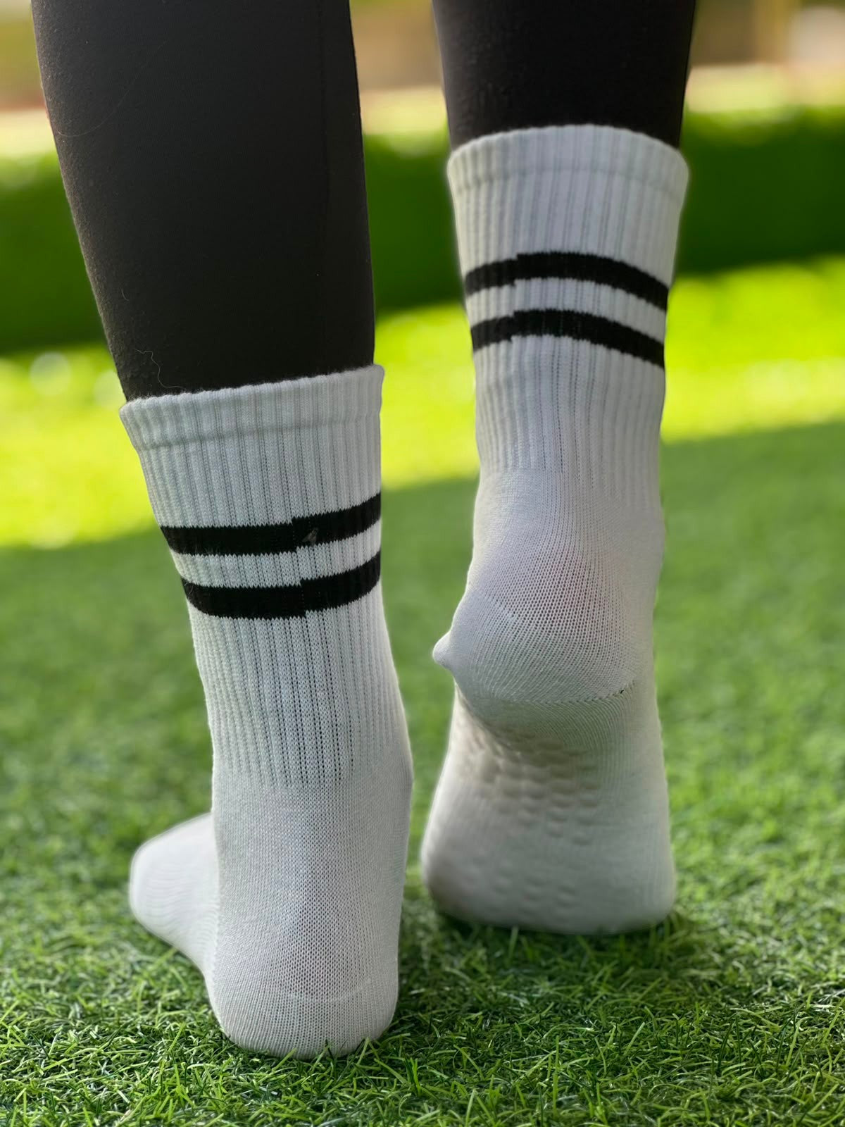 Performance Crew Grip Socks