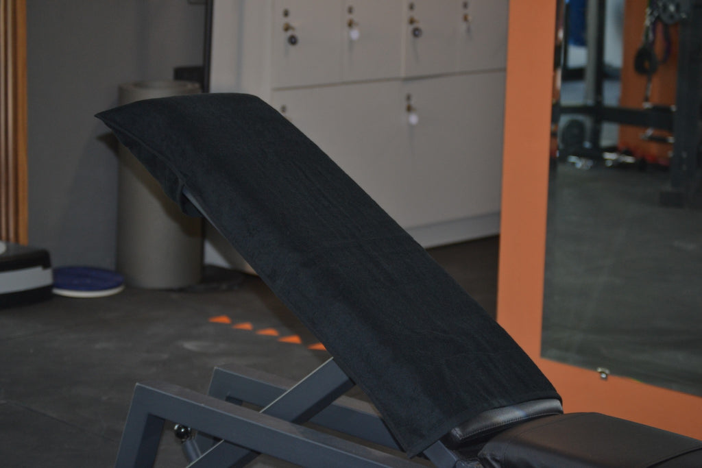 BenchUp Cotton Gym Towel with Zipper Pocket
