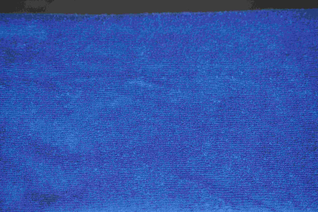 BenchUp Cotton Gym Towel with Zipper Pocket