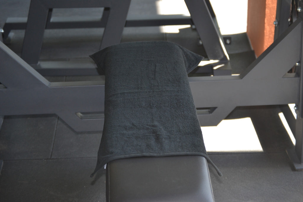 BenchUp Cotton Gym Towel with Zipper Pocket