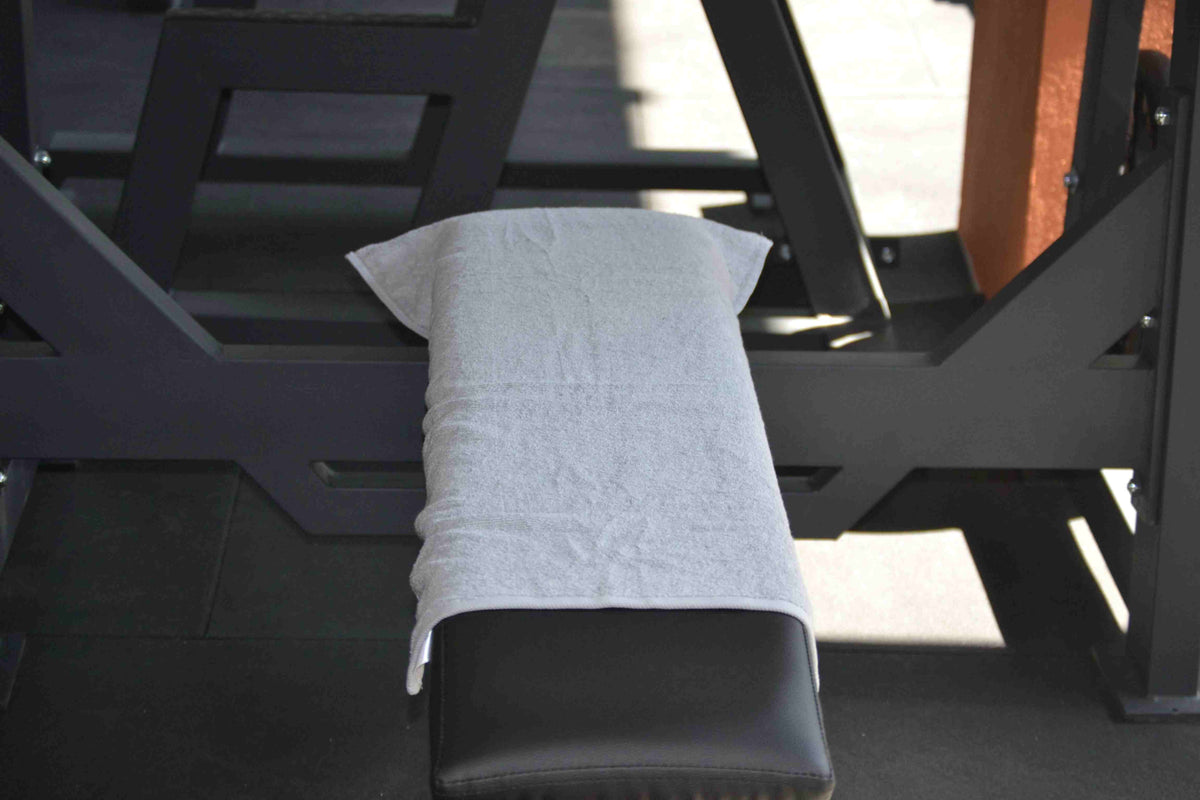 BenchUp Cotton Gym Towel with Zipper Pocket