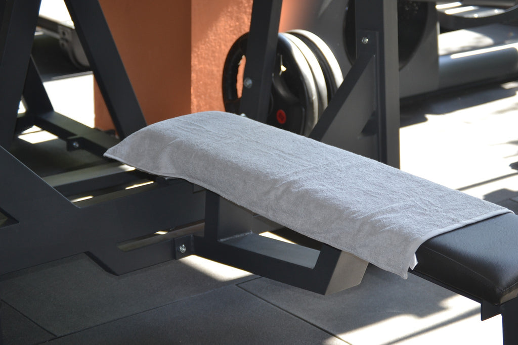 BenchUp Cotton Gym Towel with Zipper Pocket